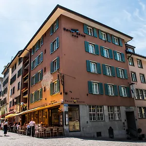 Adler 3*, Zúrich Suiza